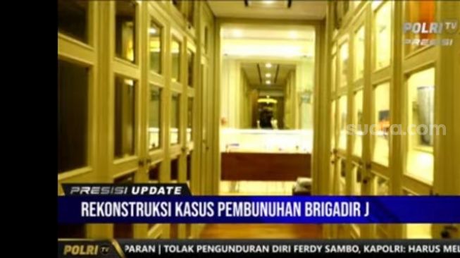 Terungkap Kemewahan Ferdy Sambo saat Rekonstruksi: Rumah Dilengkapi Lift, Tas Mewah Istri Berjejer di Lemari Kaca