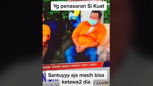 Kuwat Maruf Keciduk Ketawa Lepas Saat Rekonstruksi, Warganet: Dia Bahagia Sandiwaranya Berhasil