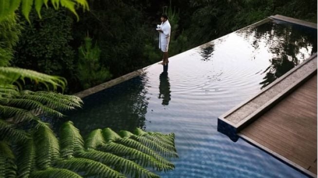 Sari Ater Hot Spring Resort: Destinasi Wisata untuk Healing dari Perkotaan