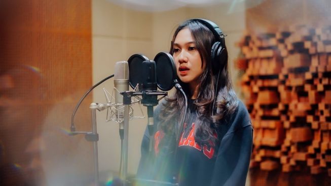 Raissa Ramadhani Rilis Lagu Ke-3 Bertema Galau, Berpisah Lebih Indah