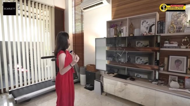 Rumah Deddy Corbuzier (YouTube/Azka Corbuzier)