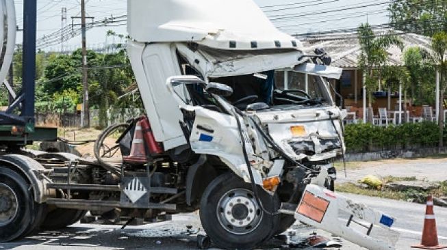 9 Kecelakaan Maut Paling Mengerikan yang Disebabkan Truk di Tahun 2022