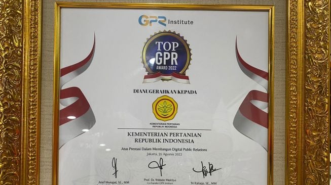 Sukses Jalankan Fungsi Kehumasan, Kementan Kembali Diganjar Penghargaan TOP GPR