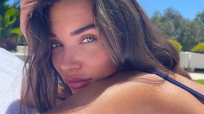 Artis Bollywood yang Sering Tidur Tanpa Busana (Instagram/iamamyjackson)