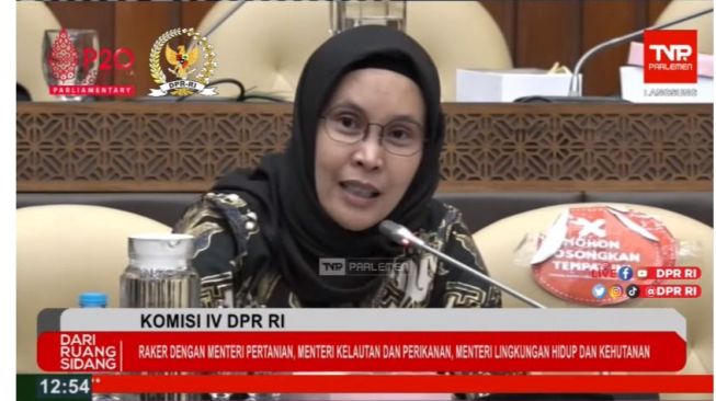 Profil Anggota DPR RI F-PDIP Riezky Aprilia, Debat Panas dengan Mentan soal Salah Makan Obat