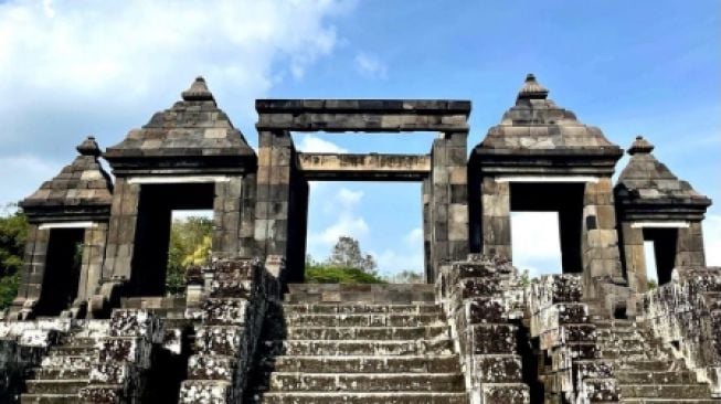 Candi Ratu Boko, Situs Purbakala yang Indah dan Terawat di Indonesia