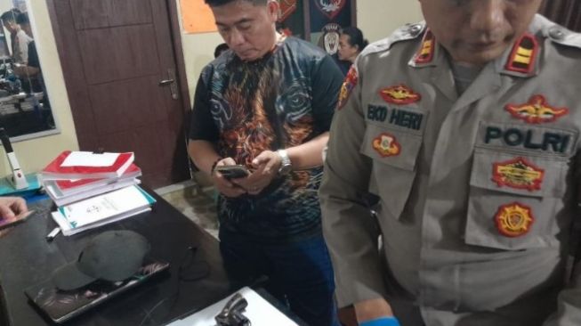 Polisi Tembak Polisi di Lampung Tengah, Korban Sempat Minta Tolong Lalu Meninggal