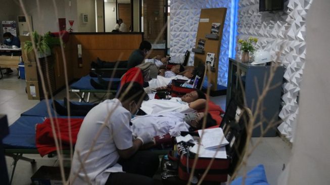 Tak Cuma Bantu Sesama, Ini 3 Manfaat Donor Darah