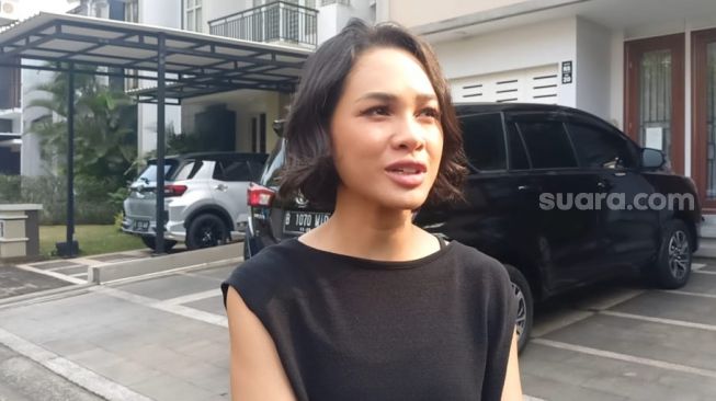 20 Tahun Bersahabat dengan Mendiang Suami Dee Lestari, Andien: Jalan Healing Aku, Pintunya Mas Reza