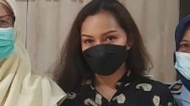 Penampilan terbaru eks jaksa Pinangki Sirna Malasari saat mendapat bebas bersyarat dari Lapas Wanita Kelas IIA Tangerang, Selasa (6/9/2022). [Dok. Istimewa]