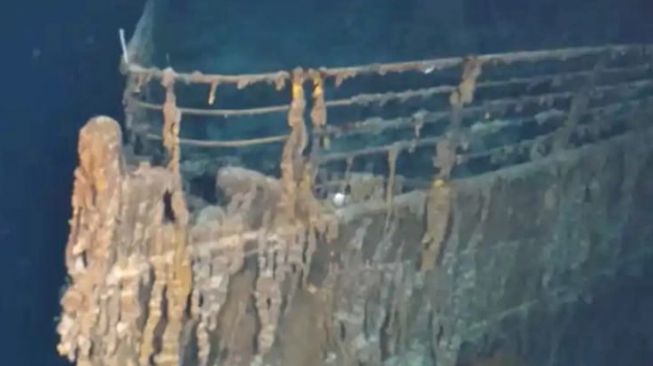 Video 8K Bangkai Kapal Titanic Berhasil Diambil Tim Ekspedisi