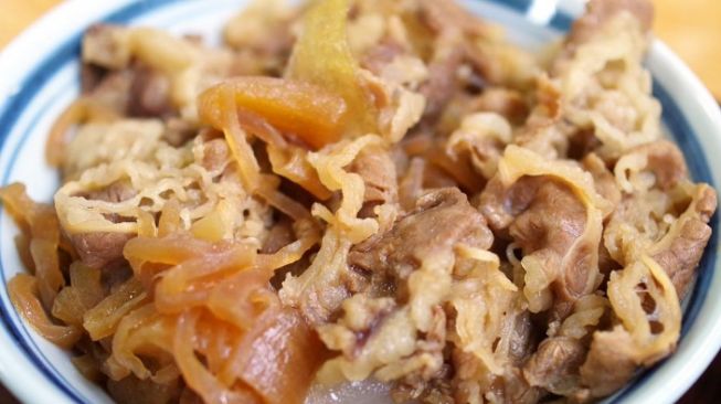 Resep Gyudon Khas Yoshinoya Anti Gagal, Beef Bowl Daging Sapi ala Jepang