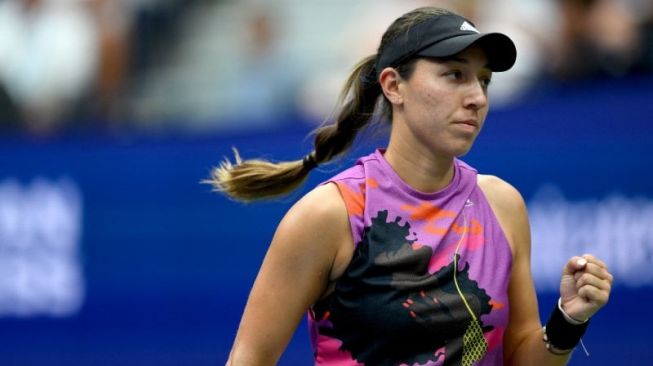 Petenis Amerika Serikat Jessica Pegula usai mengalahkan petenis Republik Ceko Petra Kvitova dalam babak keempat US Open 2022 di USTA Billie Jean King National Tennis Center di New York pada 5 September 2022. (AFP/ANGELA WEISS)