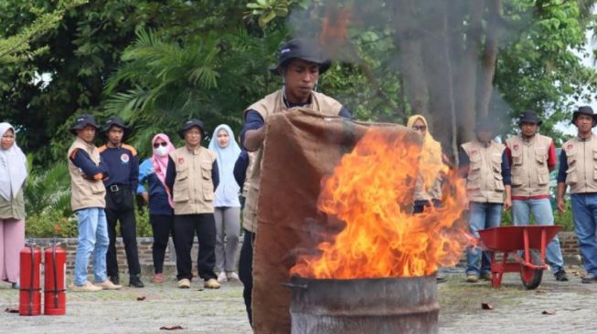 Rangkaian Program Pembangunan Desa Tangguh Bencana DSLNG