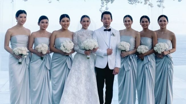 Potret Maudy Ayunda Jadi Bridesmaid (instagram/@patdavina)