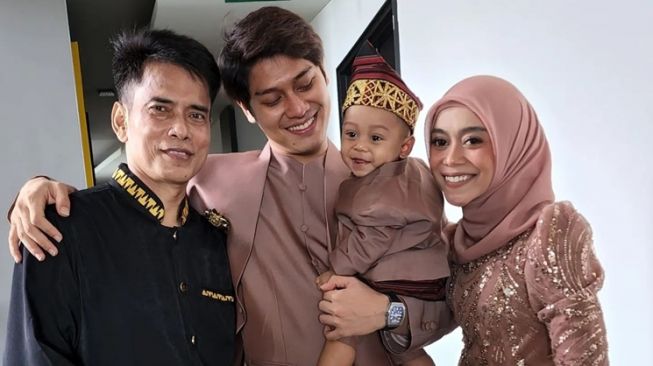 Potret Kebersamaan Artis dan Mertua (instagram/@ayah_kejora)