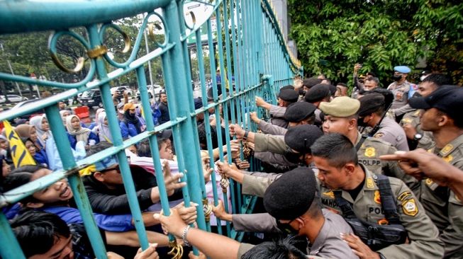 Perbup Bagi Hasil Pajak Diubah, Pelayanan Desa di Jonggol Ditutup: Sejarah Kelam Kabupaten Bogor