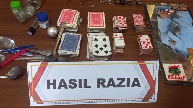 Temukan Benda Terlarang saat Razia, Rutan Bandar Lampung Jatuhkan Sanksi ke Puluhan Warga Binaan