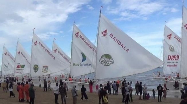 Pemprov Sulbar Akan Gelar Lomba Segitiga Perahu Sandeq di Bali