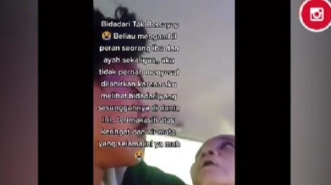 Video Pilu Momen Terakhir Anak Pangku Ibunya yang Hadapi Sakaratul Maut di Mobil Menuju Rumah Sakit