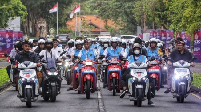 Masyarakat Bali Dinilai Tengah Bersiap Berpindah ke Kendaraan Listrik