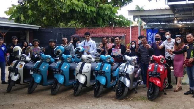 Rute dan destinasi pilihan partisipan Yamaha Fazzio Hybrid- COnnected antara lain Pantai Pasir Padi, Jembatan Emas, titik nol km atau 0 km, Kelenteng Dewi Laut, Museum Timah [Yamaha Territory VI].