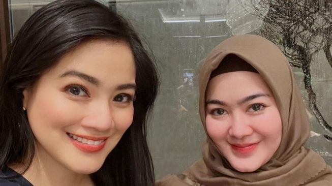 Potret Sherrin Tharia Mantan Istri Zumi Zola (instagram/@stharia)