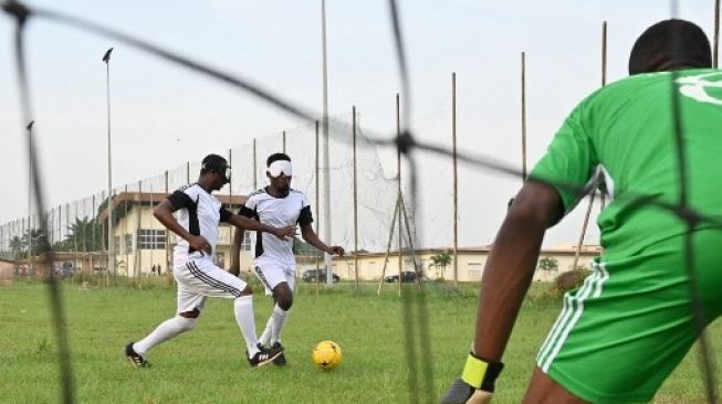 Blind Football, Bagaimana Jika Kalian Main Sepakbola dalam Keadaan Buta?