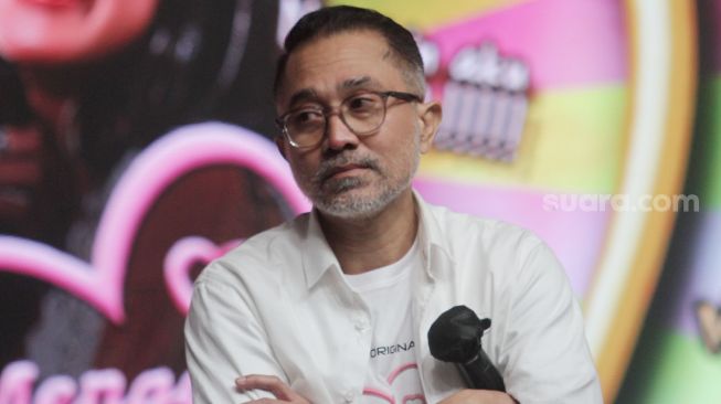 Lukman Sardi saat ditemui saat Preskon series Menggapai Ikatan Cinta di Jakarta, Jumat (9/9). [Suara.com/Oke Atmaja]