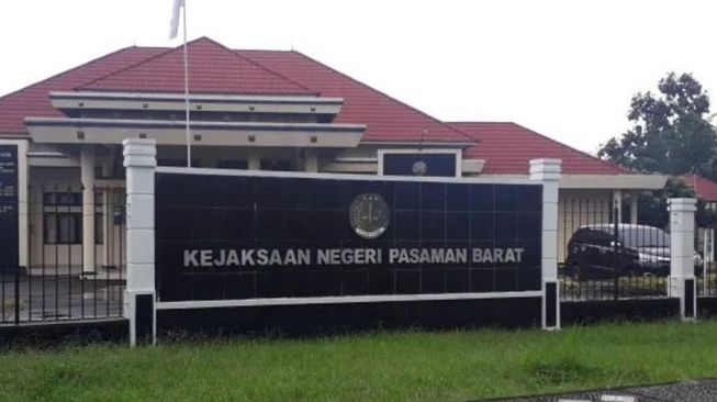 Kasus Dugaan Korupsi Pembangunan RSUD, Jaksa Periksa Mantan Bupati Pasaman Barat dan Bekas Sekda