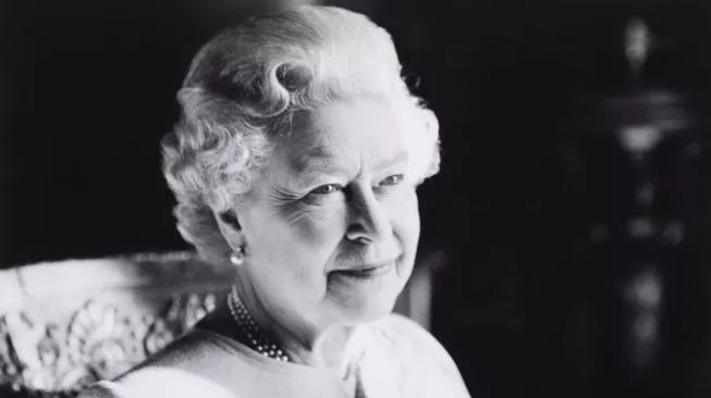 Ratu Elizabeth Fans Klub Sepakbola Mana? Jangan Kaget Pas Sudah Tahu