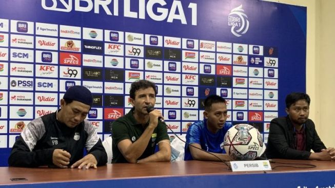 Luis Milla Ungkap Kunci Kemenangan Persib Atas Arema FC di Kanjuruhan