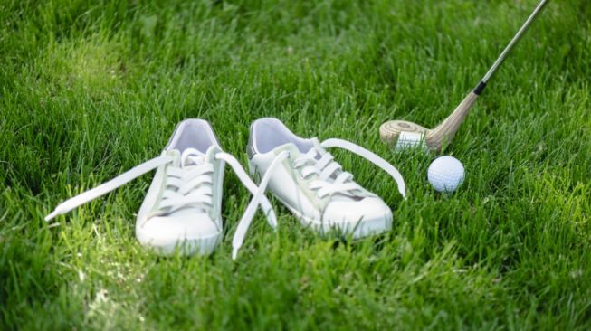 Cara Memilih Sepatu Golf untuk para Pemula