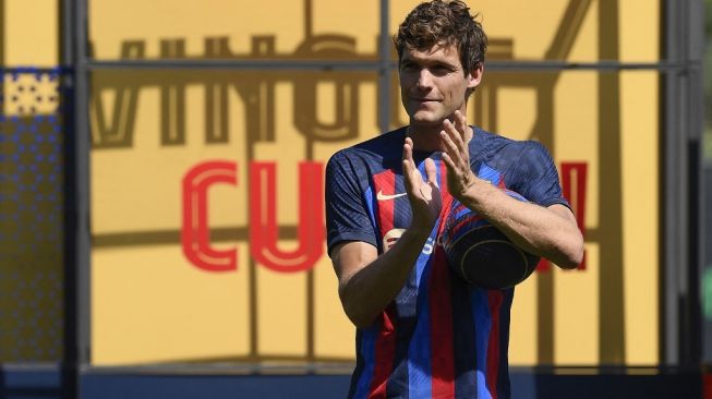 Champions League: Sowan ke Kandang Bayern, Marcos Alonso Siap Starter untuk Barcelona