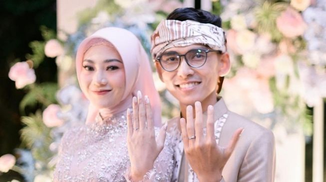 Bikin Tato Nama Calon Istri di Tangan, Begini Klarifikasi Kakak Lesti Kejora