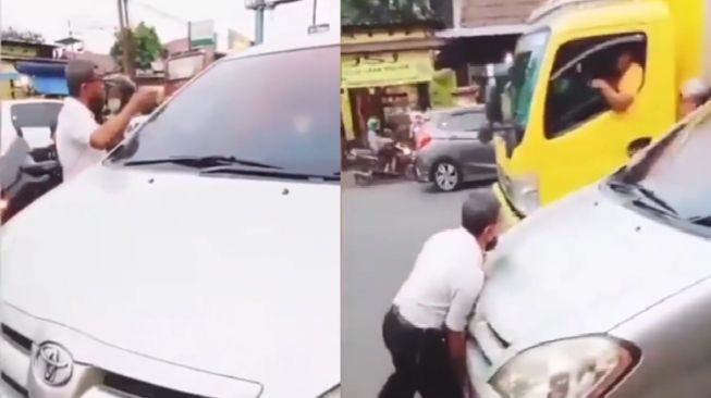 Pria Ngaku Polisi Enggan Pindahkan Mobil Parkir Sembarangan, sampai Pak RT Kewalahan