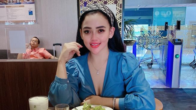 Clara Gopa Eks Duo Semangka Pulang Kampung ke Malang untuk Dukung Prabowo-Gibran