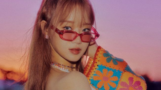 Siap-siap! Single Debut Solo Choi Yoo Jung Weki Meki Akan Dirilis 2 Hari Lagi