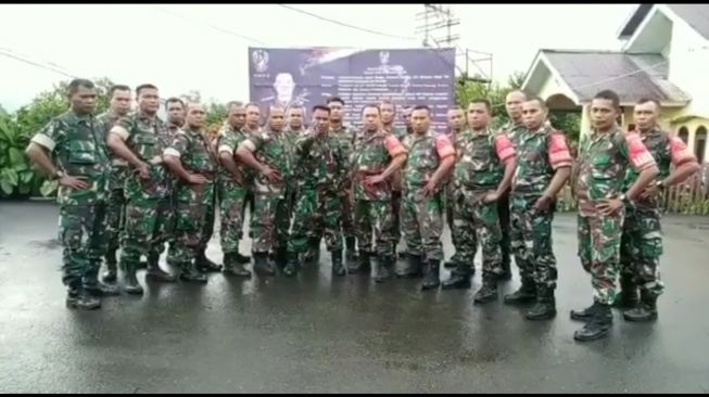 Prajurit TNI marah dengan perkataan Effendi Simbolon yang menyebut TNI seperti gerombolan ormas. [YouTube TNI IN ACTION]