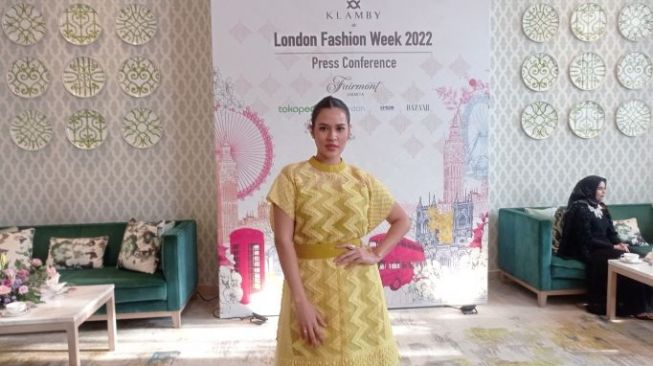 Raisa x Klamby untuk London Fashion Week 2022. (Dok. Fajar/Suara.com)