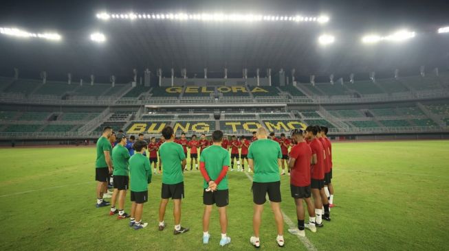 Timnas Indonesia U-20 di Stadion Gelora Bung Tomo (GBT), Surabaya jelang tampil di Kualifikasi Piala Asia U-20 2023. [PSSI]