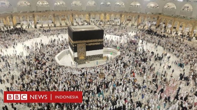 Pemerintah Arab Tangkap Pria Yaman yang Mengaku Umrah untuk Ratu Elizabeth