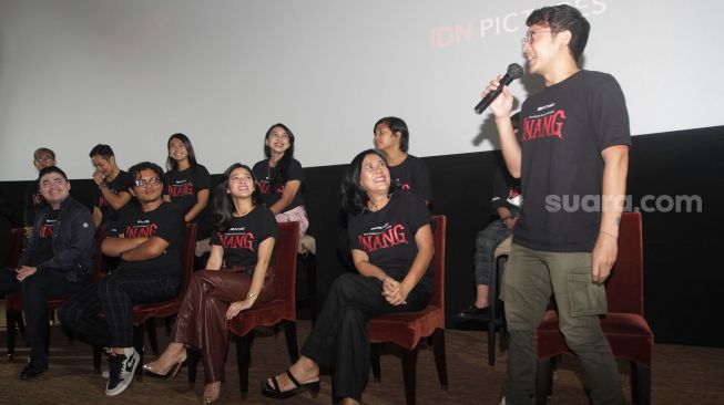 Para pemain film Inang saat ditemui di XX1 Epicentrum, Jakarta, Rabu (14/9). [Suara.com/Oke Atmaja]