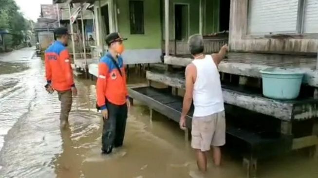 16 Desa Terendam Banjir Akibat Sungai Kapuas Meluap