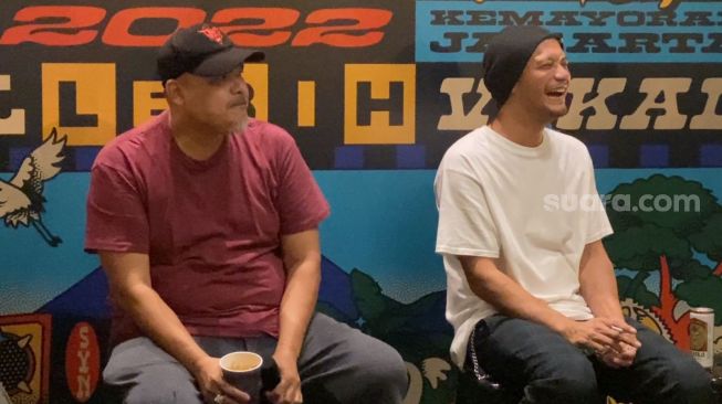 Personel grup musik NTRL [Suara.com/Adiyoga Priyambodo]