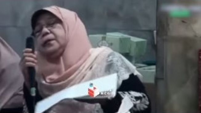 Hingga Nafas Terakhir Masih Menyebut Asma Allah, Yasin Jadi Lantunan Surat Terakhir Ustazah Ini saat Pengajian