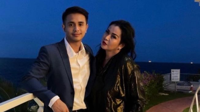 Penghasilannya Kebanting Jennifer Jill, Apa Profesi Ajun Perwira?