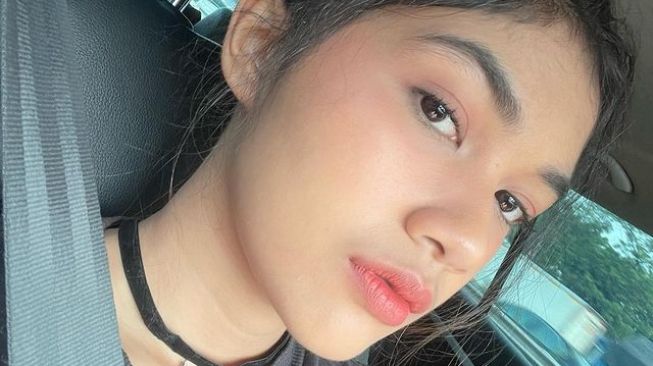 Potret Natasha Urbach Keponakan Nafa Urbach (Instagram/@natashaurbach)