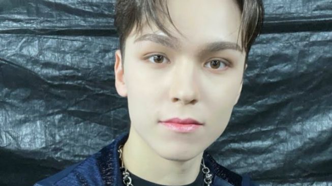 SEVENTEEN Dibandingkan-bandingkan dengan BTS, Jawaban Dewasa Vernon Banjir Pujian