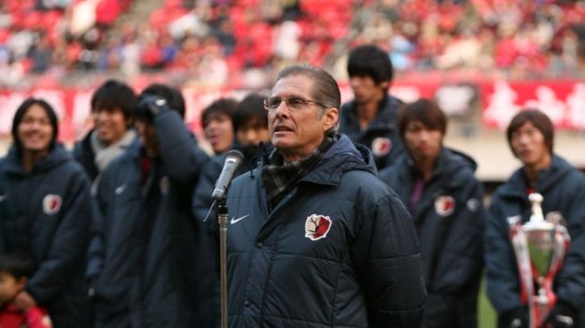 Mantan pelatih klub J League Kashima Antlers, Oswaldo de Oliveira. [J League]